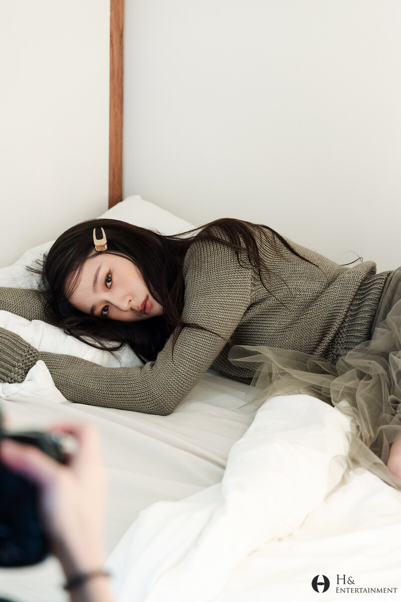 230221 H& Naver Post - Krystal documents 16