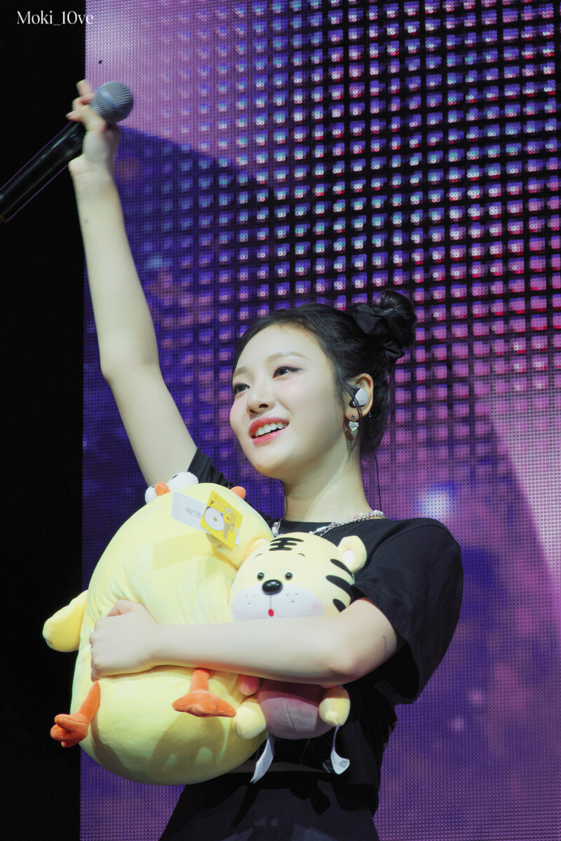 230830 aespa Ningning - 1st Concert 'SYNK : HYPER LINE' in Chicago documents 6