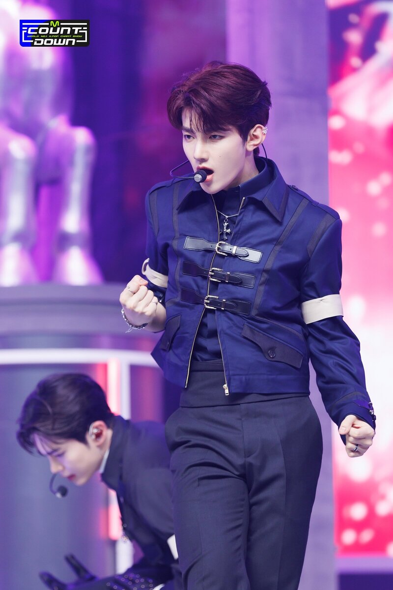 231109 ZEROBASEONE Zhang Hao - "Crush" and "Melting Point" at M Countdown documents 5