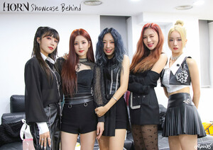 220315 IST Naver - Apink 'HORN' Showcase Behind