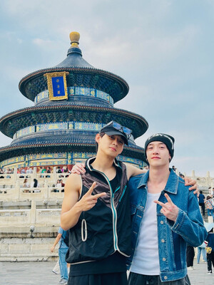 240919 - YAOCHEN Weibo Update with BANG CHAN