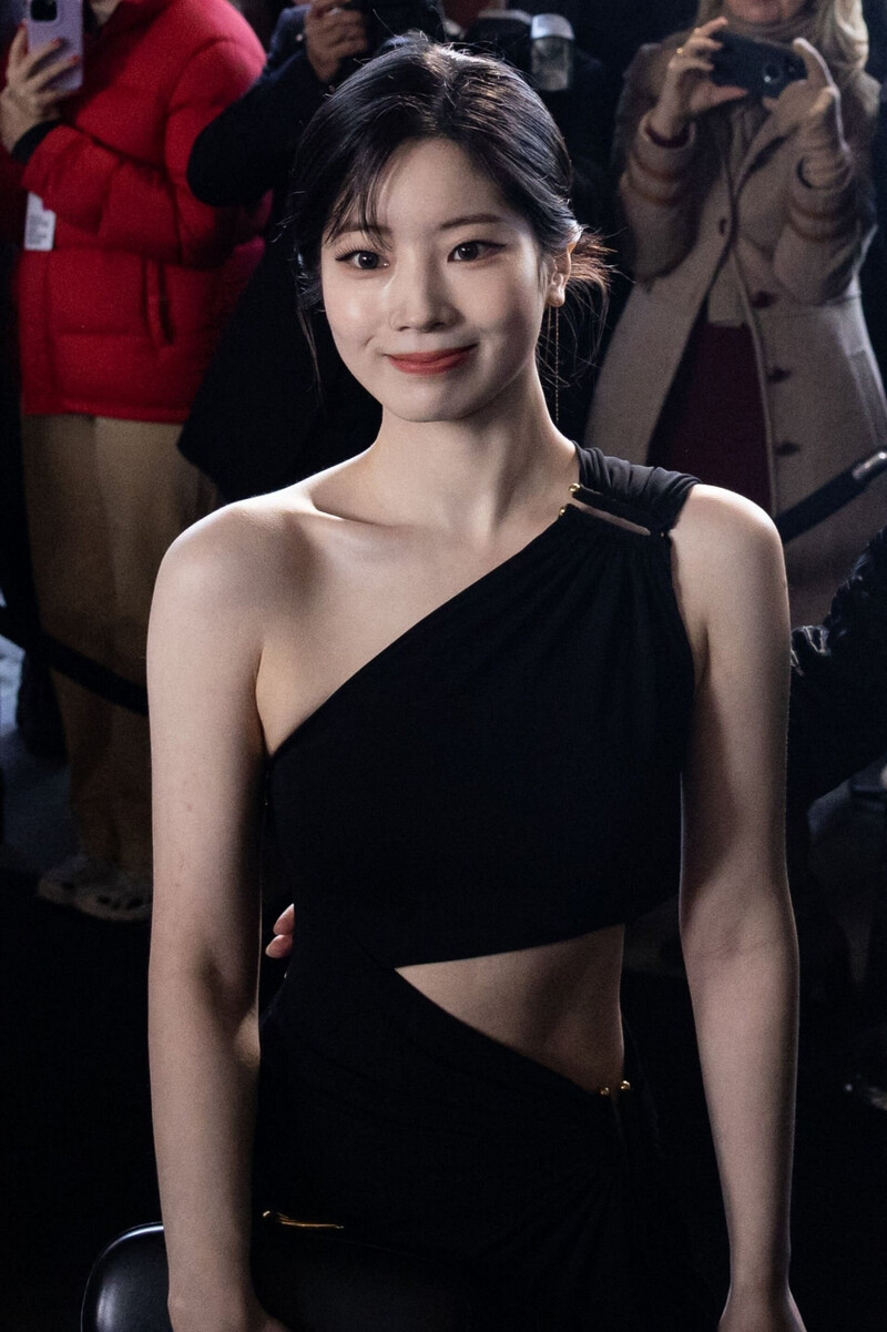 230215 TWICE Dahyun at Michael Kors F/W 23 Collection Fashion Show documents 10