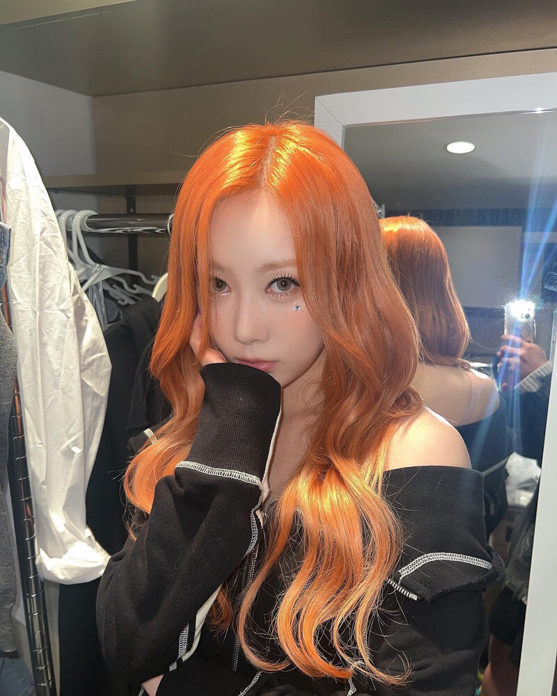 230304 Dreamcatcher Handong Instagram Update documents 8