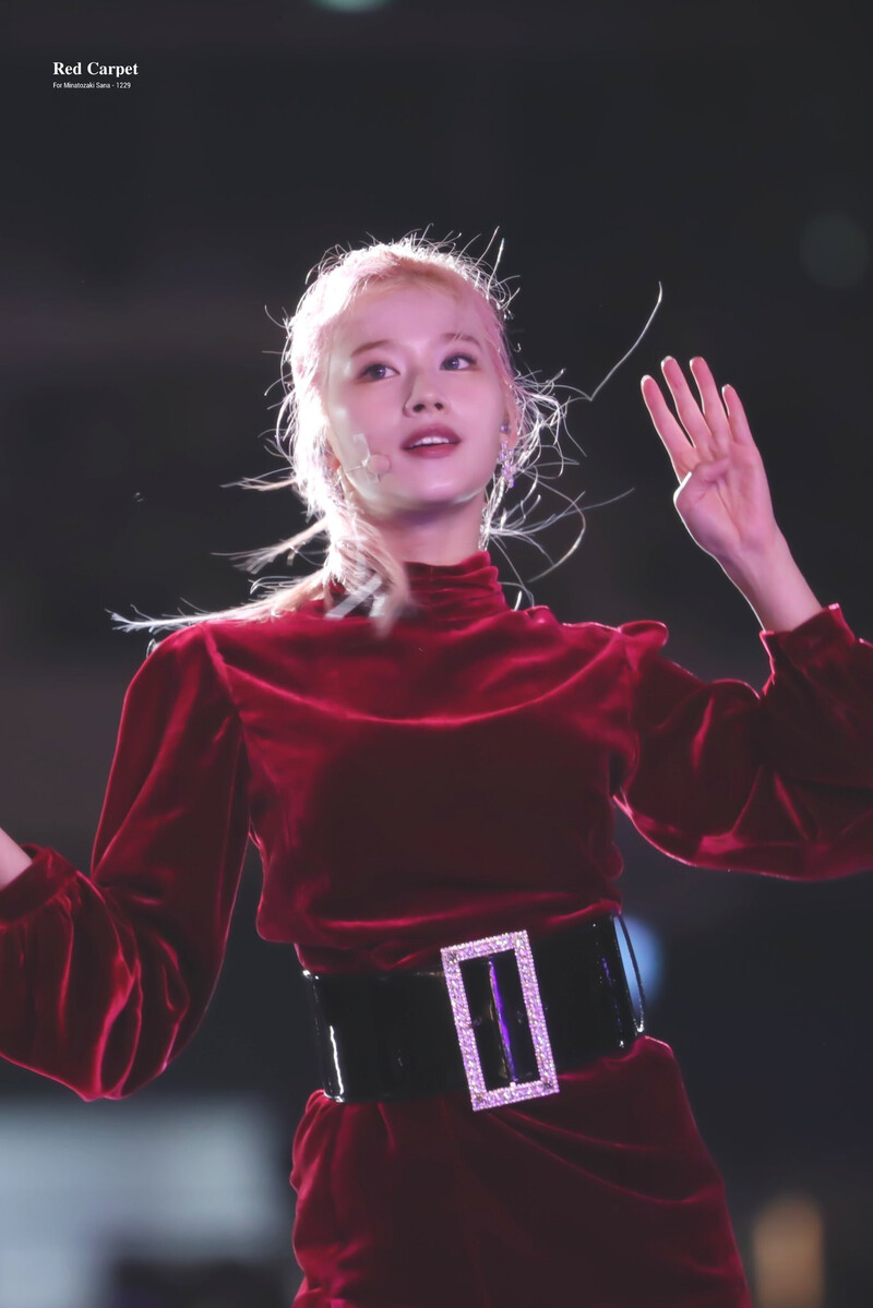 191006 TWICE Sana - SBS Super Concert documents 11