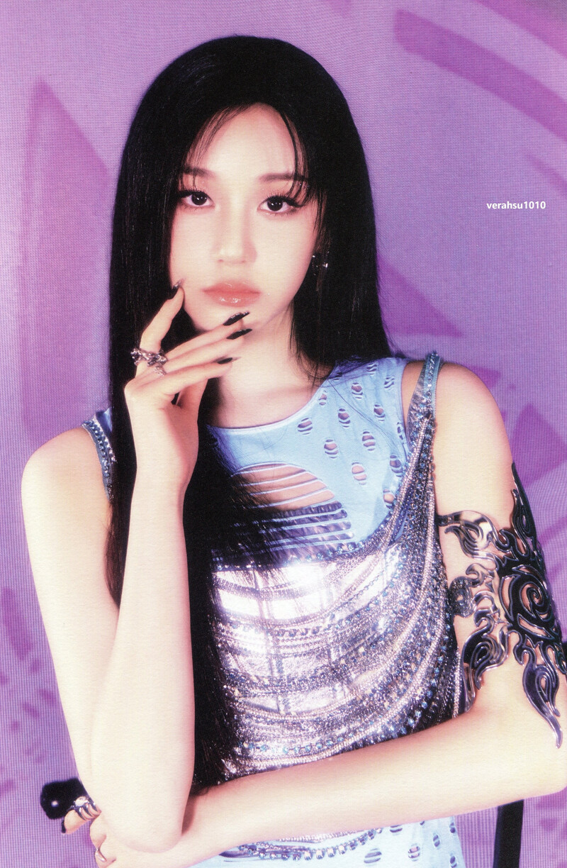 BABYMONSTER - 1st Album 'DRIP' [Scans] documents 5