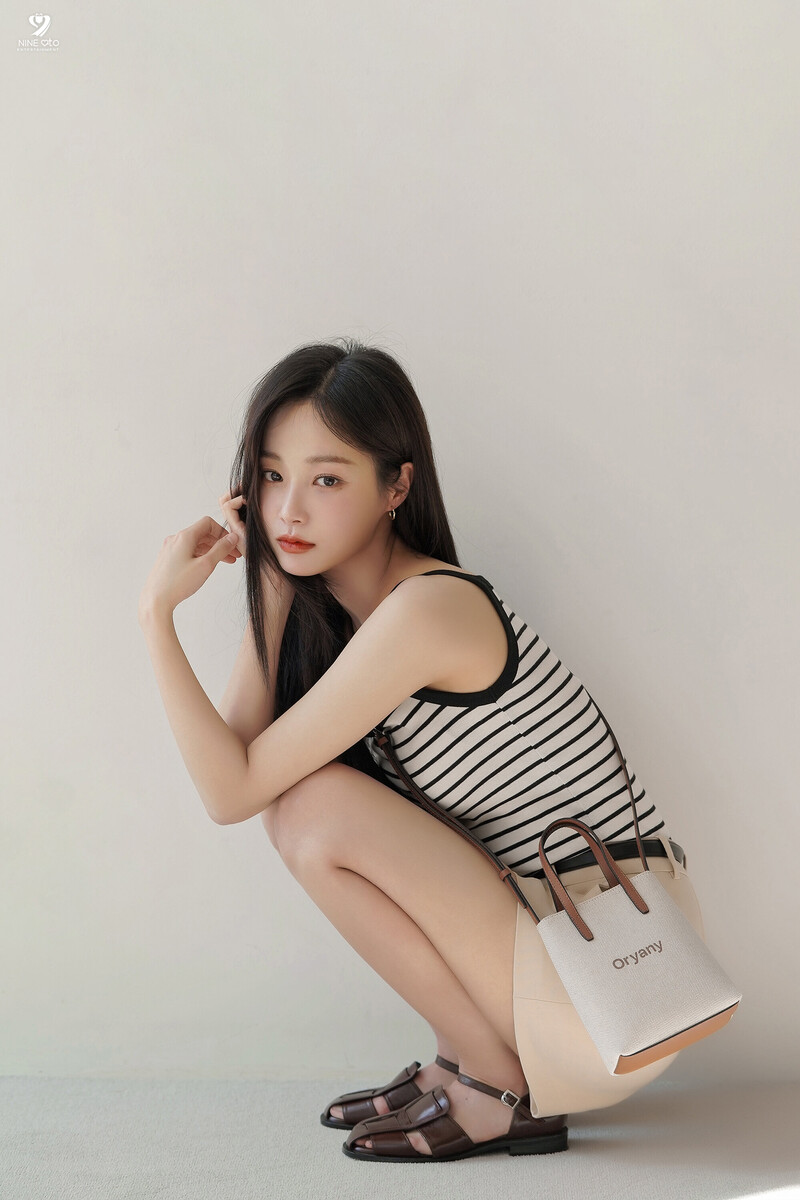 230330 9Ato Entertainment Naver Post - Yeonwoo - Oryany Photoshoot Behind documents 6