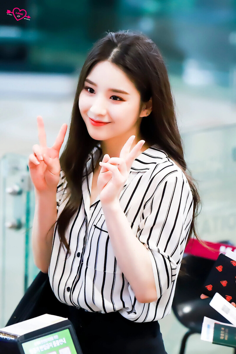 Jeon_HeeJin_com ED7dy_dUEAUdIjT  20190908.jpg