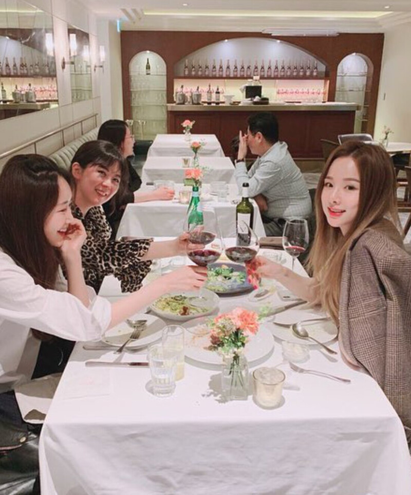 190414 Solji Instagram Update documents 2