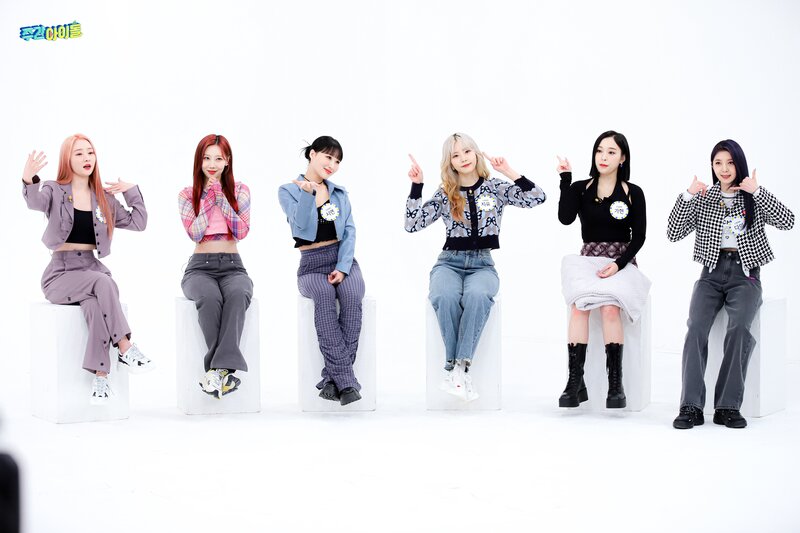 220413 MBC Naver Post - Dreamcatcher at Weekly Idol documents 14