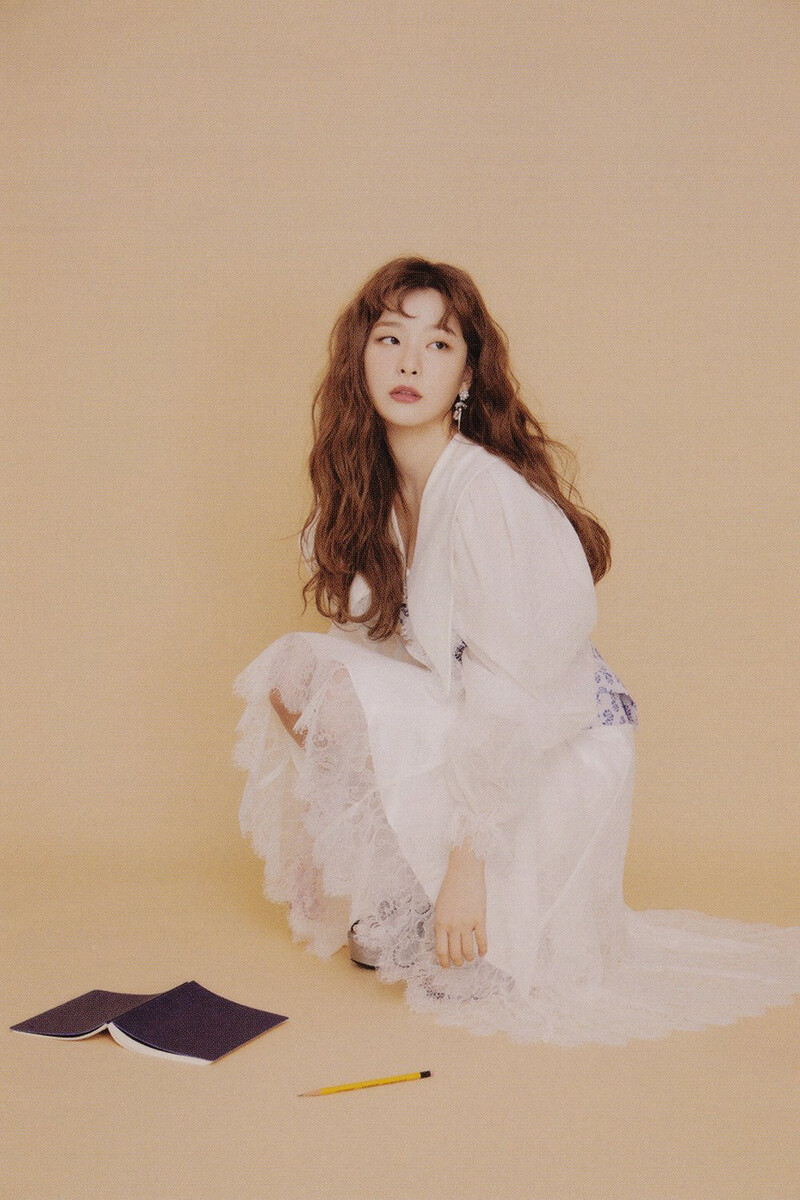 Red Velvet 2022 Season's Greetings (Scans) documents 10