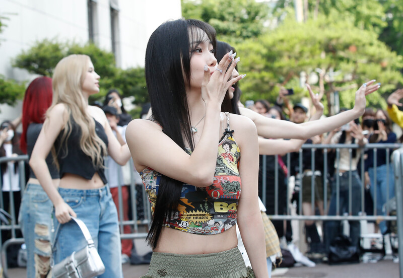 240607 Kep1er Youngeun - Music Bank Commute documents 2