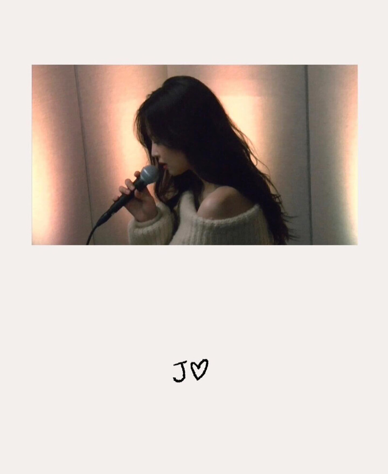 231224 - JENNIE Instagram Update documents 2