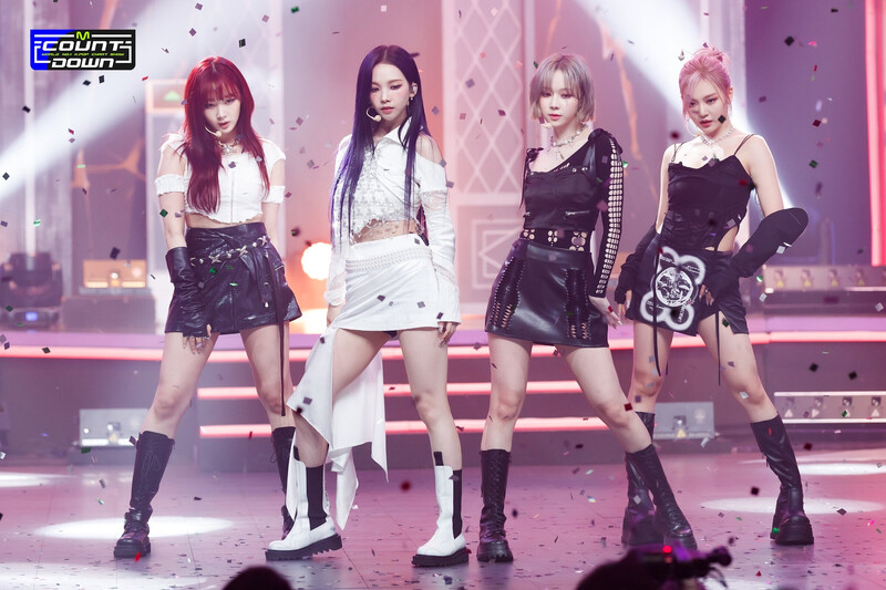 220714 aespa - 'Girls' at M Countdown documents 9