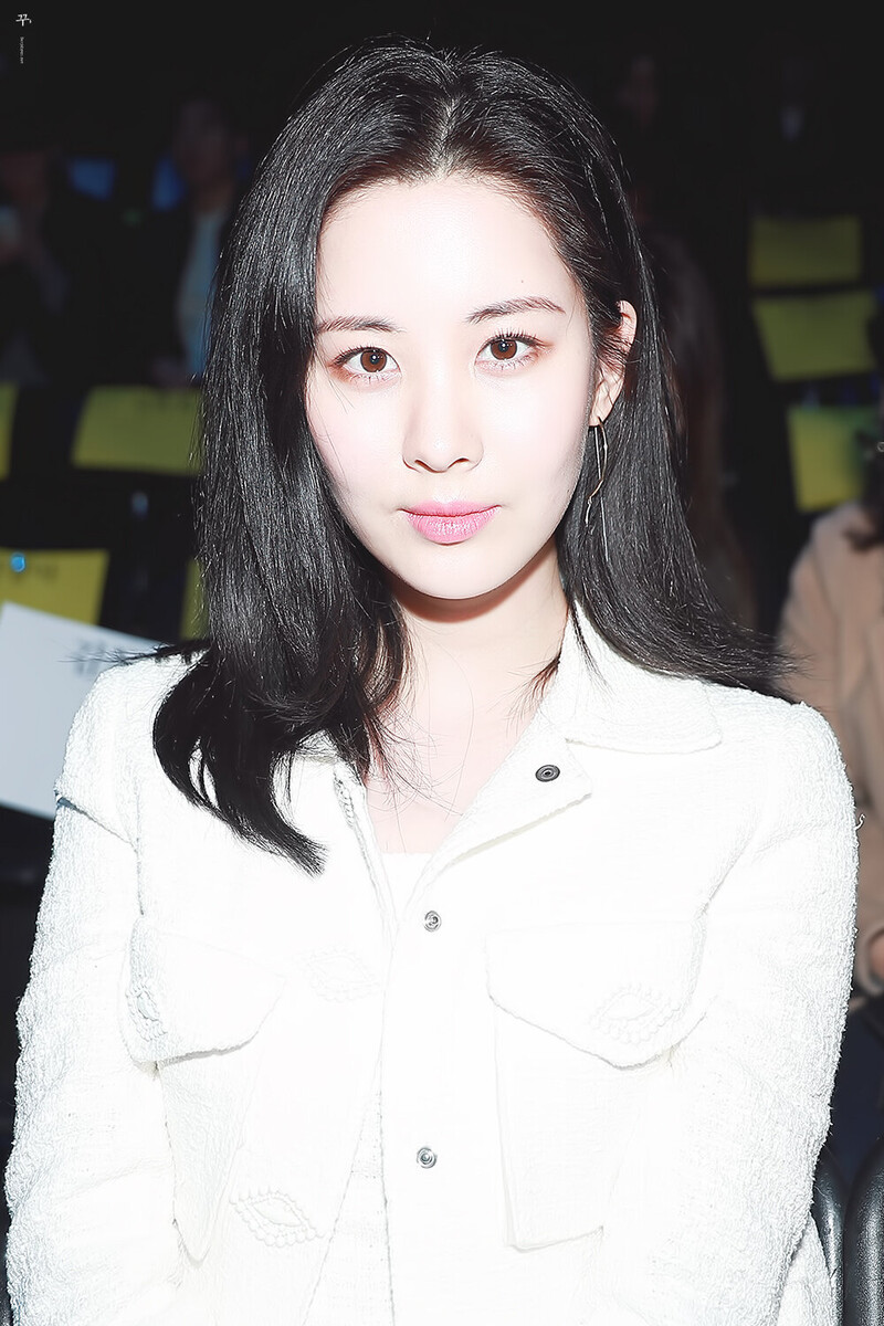 170329 Girls' Generation Seohyun at 'Miss Gee Collection' 2017 Seoul Fashion Week documents 5