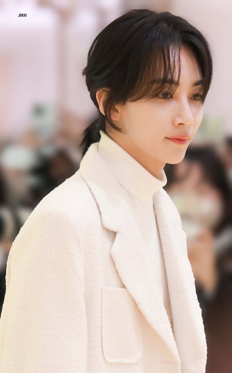 230303 SEVENTEEN Jeonghan at the Acqua Di Parma Perfume Launching Event documents 17