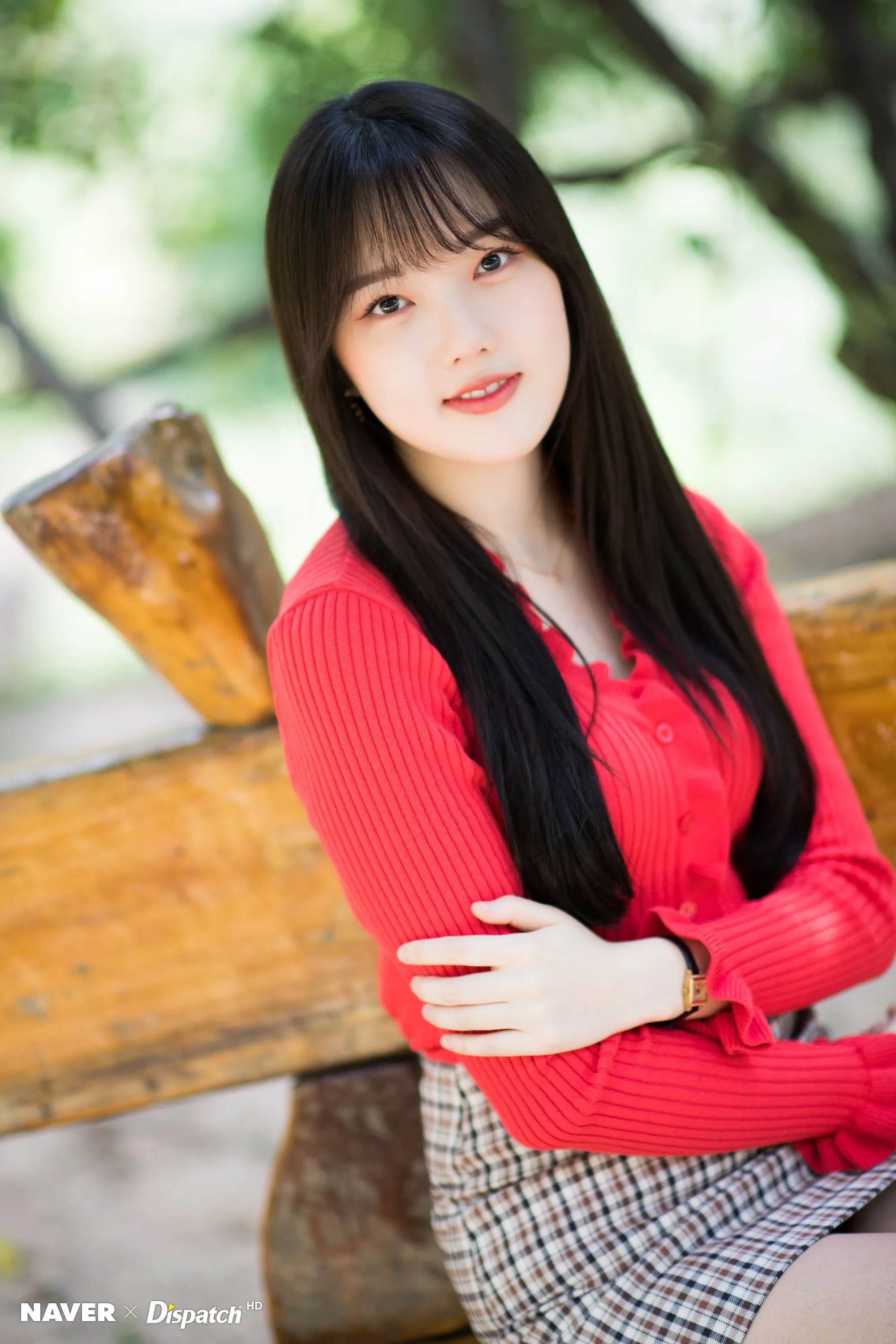 191009 GFRIEND Yerin photoshoot by Naver x Dispatch | Kpopping