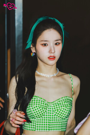 220624 LOONA Heejin