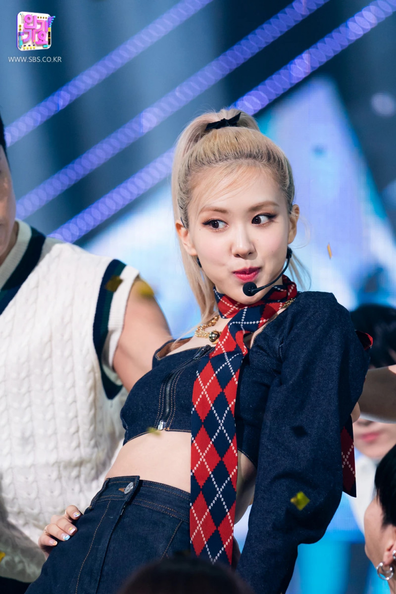 210328 Rosé - 'On The Ground' at Inkigayo documents 15