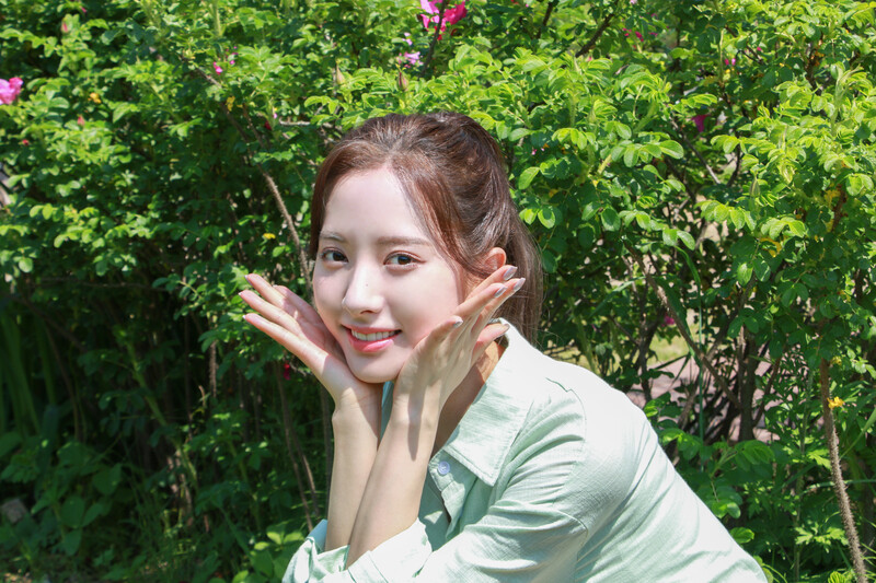 210702 Starship Naver Post - WJSN's Bona Green Car Photoshoot Behind documents 7