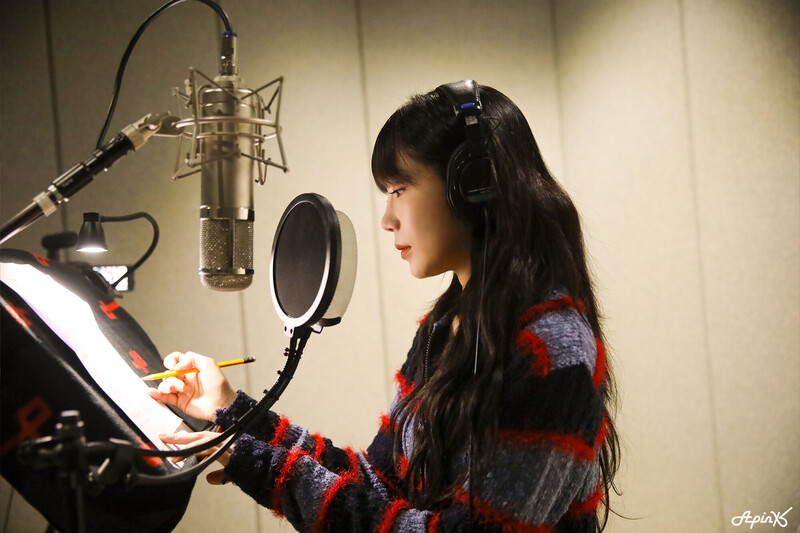 220420 IST Naver post - APINK 'I want you to be happy' recording behind documents 22