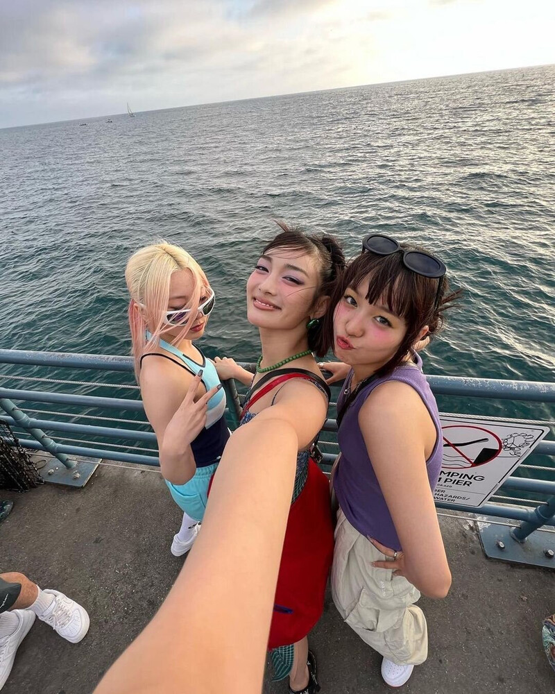 230810 XG Instagram Update - Jurin (with Hinata, Juria & Maya) documents 3