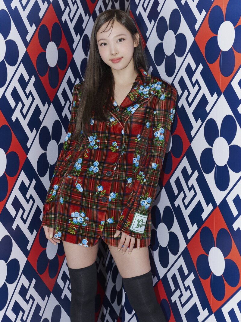 230929 TWICE Nayeon -  Tommy Hilfiger x Richard Quinn Pop-Up Store in Seoul documents 1