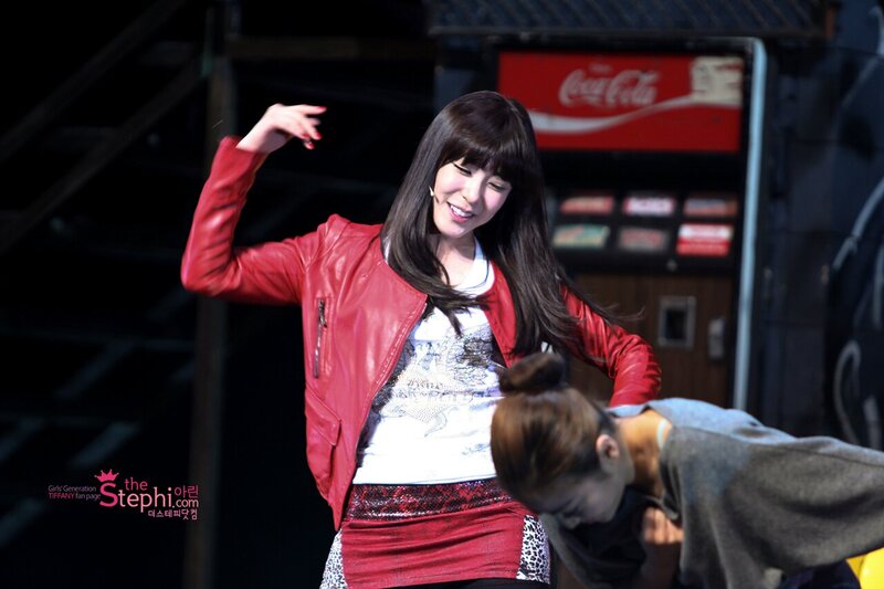 120108 Girls' Generation Tiffany at FAME! Musical documents 1