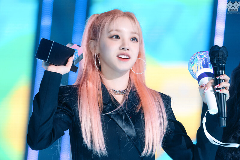 220327 (G)I-DLE at Inkigayo documents 12