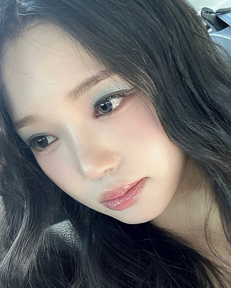 240603 fromis_9 Jisun Instagram Update documents 2