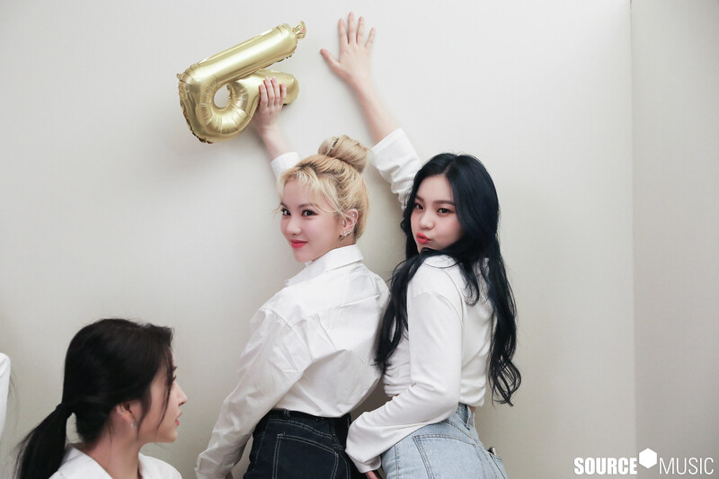 210415 Source Music Naver Post - GFIRIEND 6th Anniversary Behind documents 5