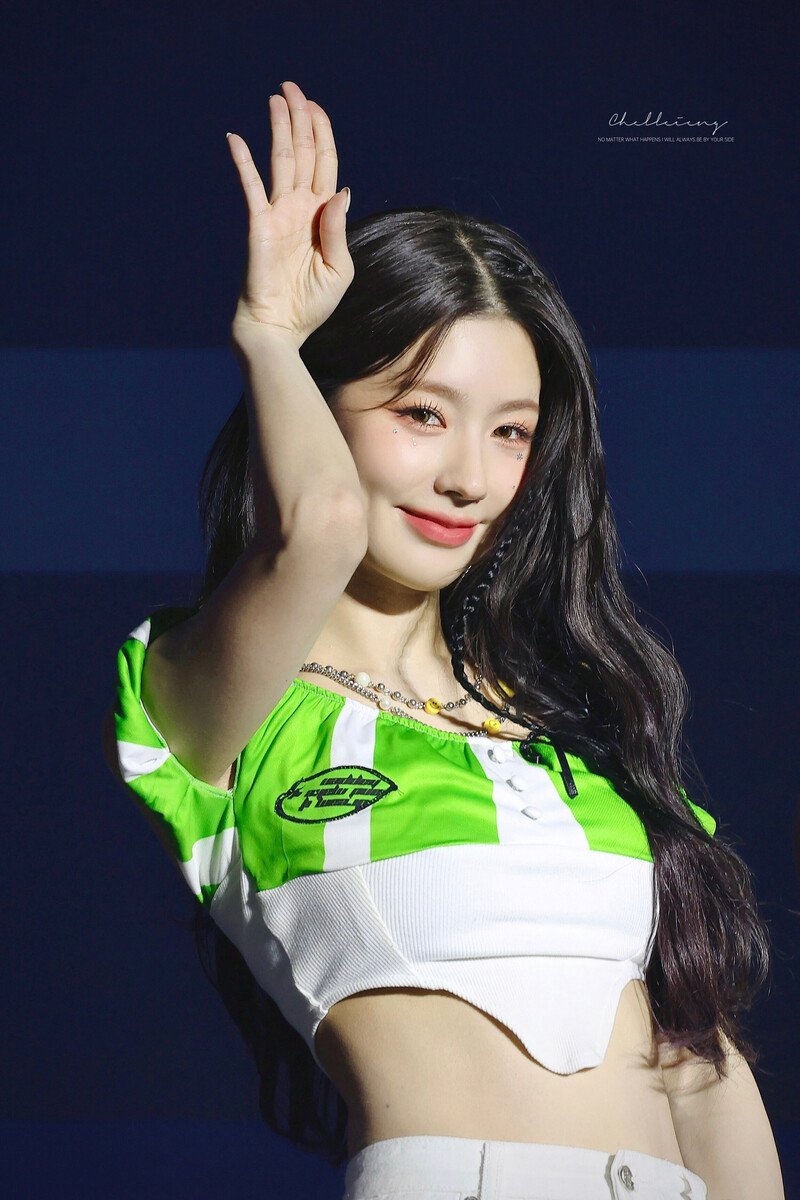 240804 Miyeon at (G)I-DLE World Tour [iDOL] in Seoul - Day 2 documents 5