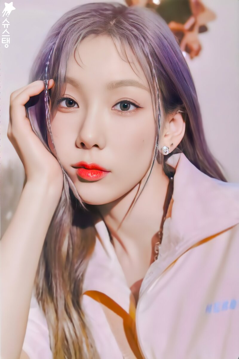 Taeyeon for NERDY 2022 SS Photocard Scans documents 1