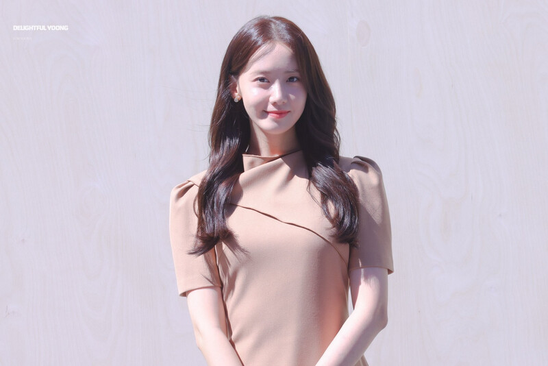 220907 Girls' Generation YoonA at Hyundai Duty Free Event documents 1