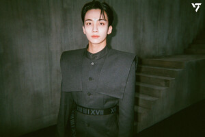 220616 SEVENTEEN ‘Face the Sun’ Behind film photo Part 1 - Jeonghan | Weverse