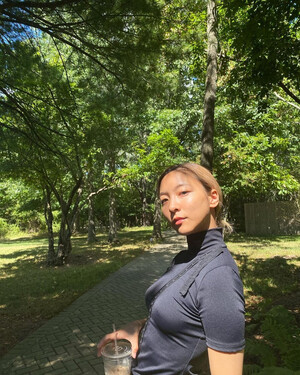 220819 Luna Instagram Update