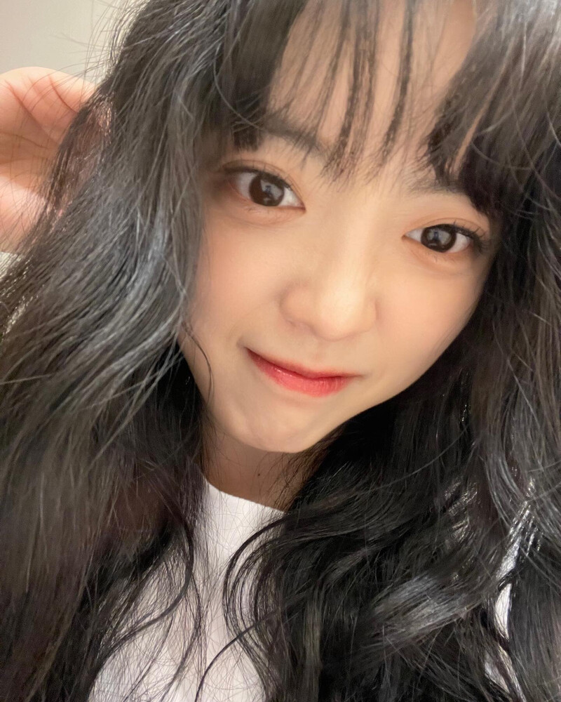 221110 Suyeon Instagram update documents 2