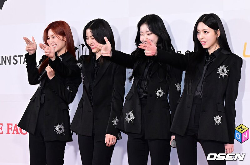 231010 ITZY  at The Fact Music Award documents 1