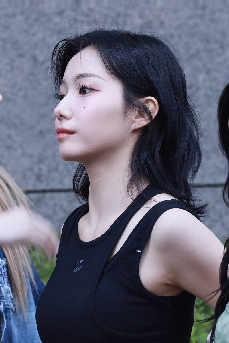 240628 Kep1er Youngeun - Music Bank Commute documents 1