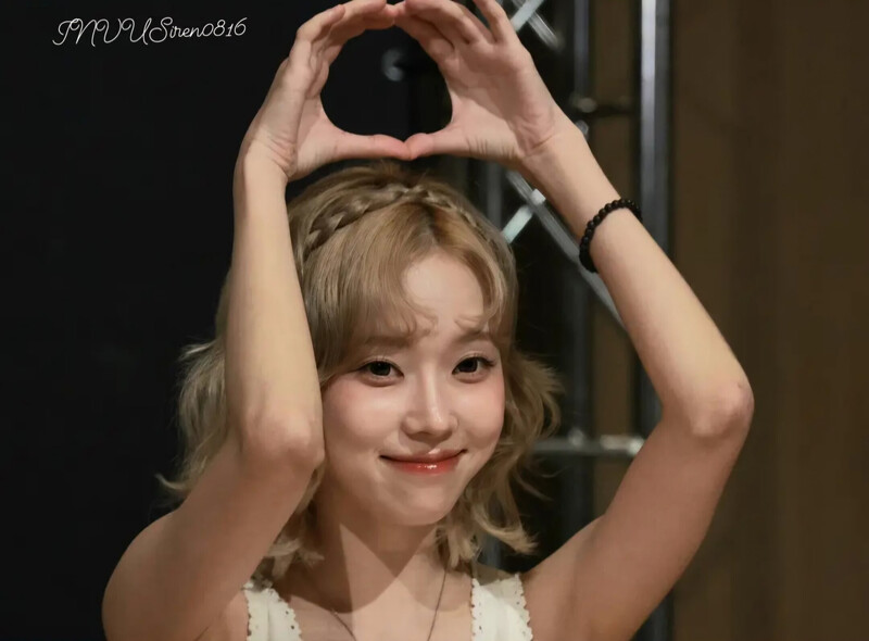 240808 aespa Winter - Fansign in Taipei documents 5