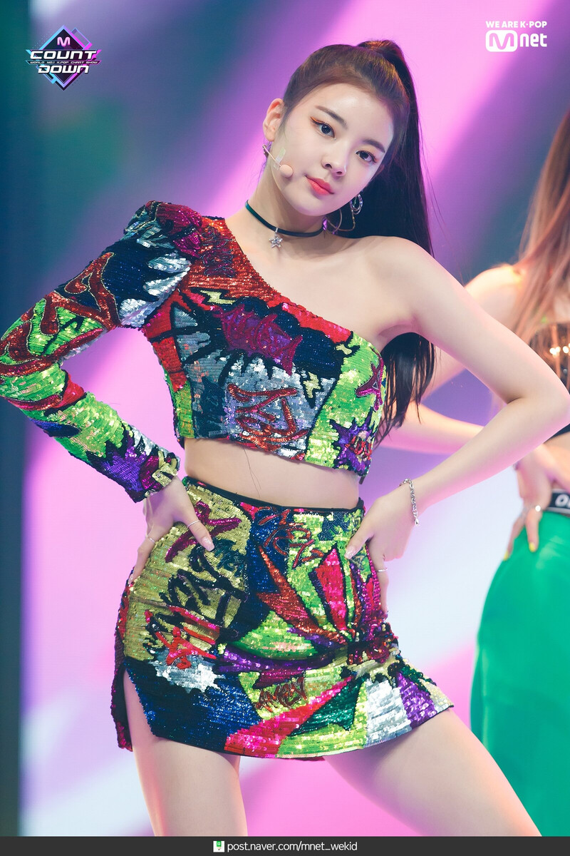 190822 ITZY - 'ICY' at M COUNTDOWN documents 10