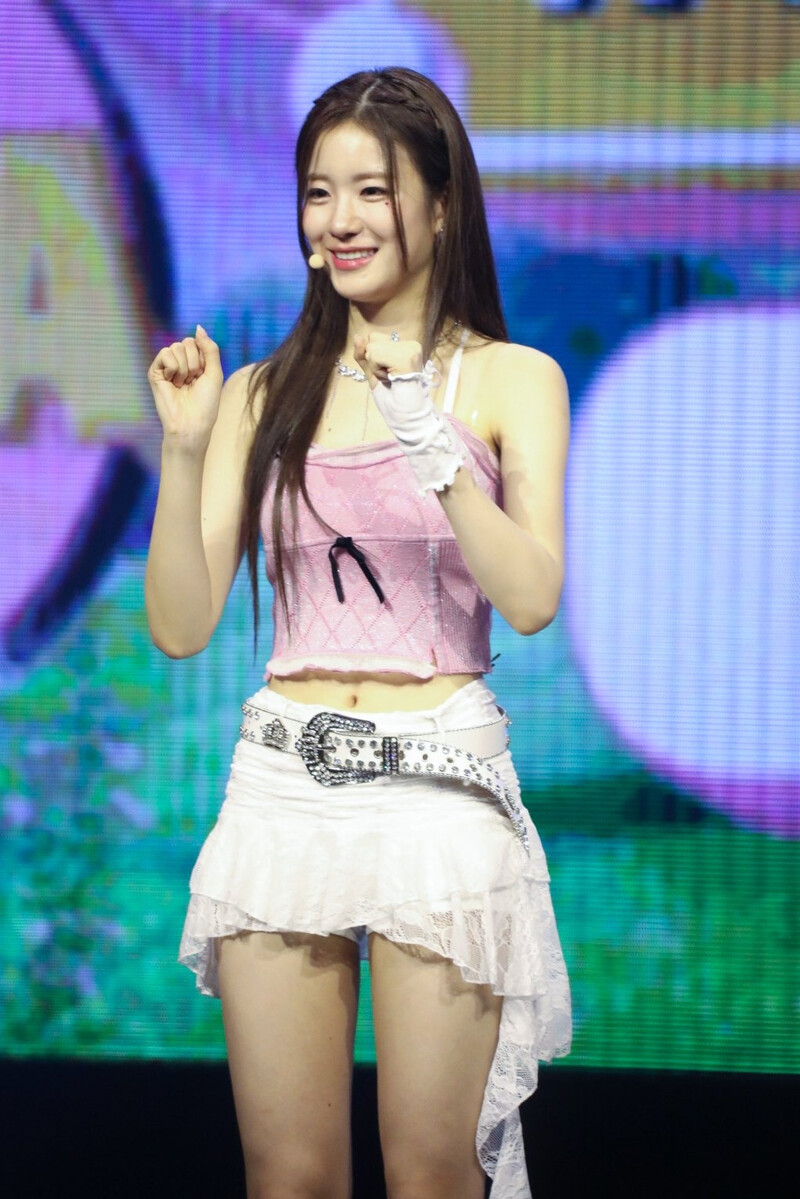 240727 WOOAH - WOOYEON - at Japan 1st Concert 'WOOAH-LAND in Japan' documents 10