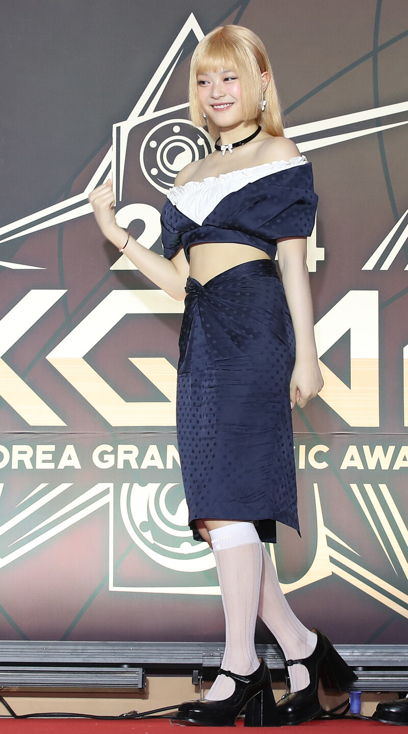 241116 Newjeans Hanni - at 1st Korea Grand Music Awards 2024 documents 3