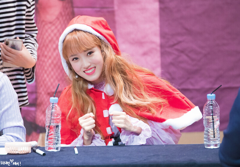 181201 Weki Meki Sei at 'KISS, KICKS' Incheon & Guro Fansigns documents 6