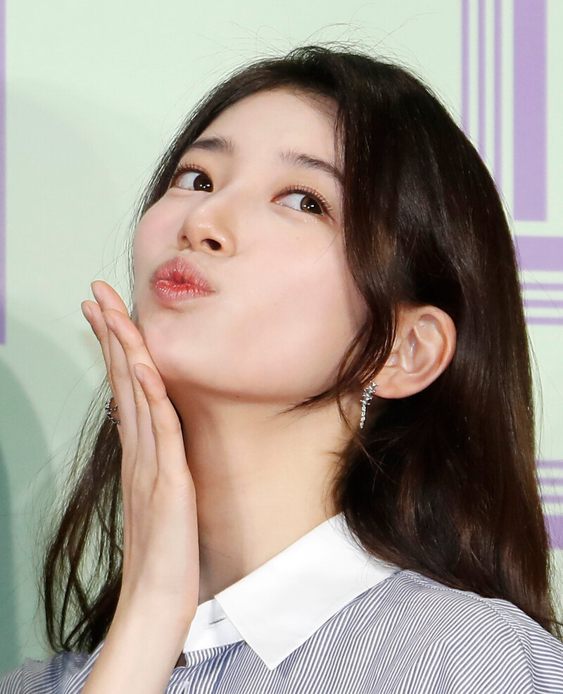 240531 Suzy - "Wonderland" VIP Premier documents 3