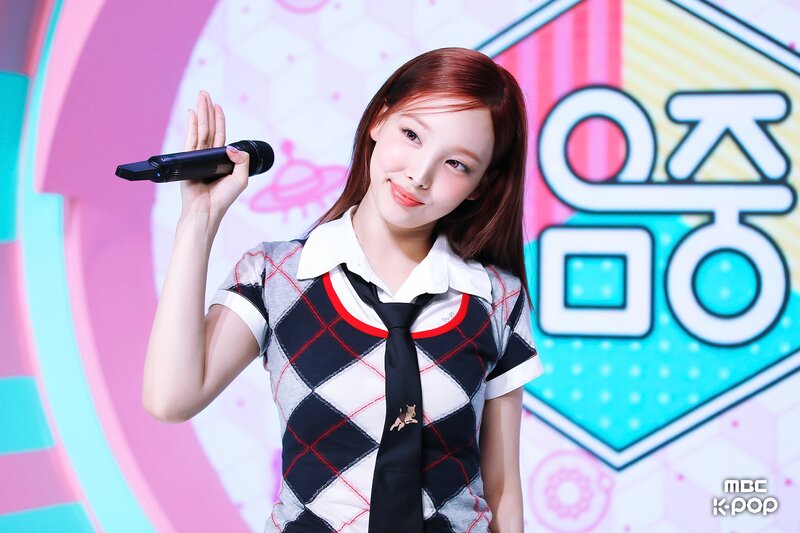240615 TWICE Nayeon - 'ABCD' at Music Core documents 13