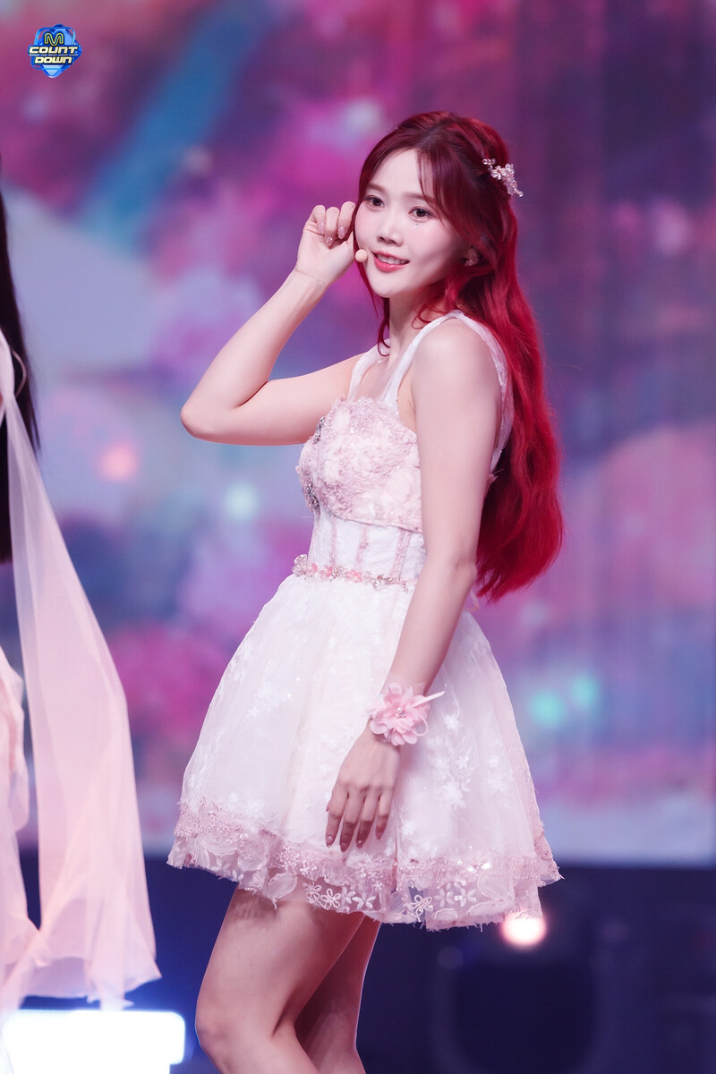 240905 OH MY GIRL Hyojung - 'Classified' at M COUNTDOWN documents 6