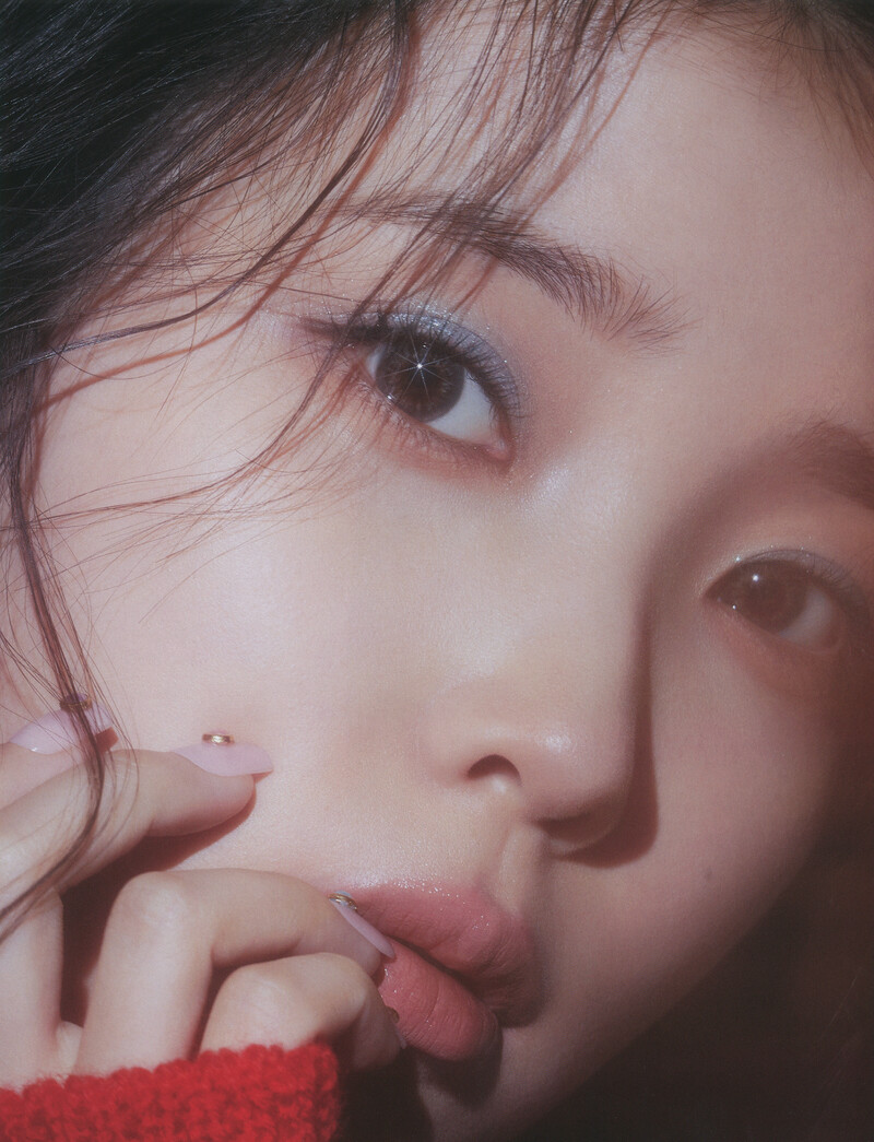 IU for Vogue Korea December 2022 Issue (Scans) documents 9