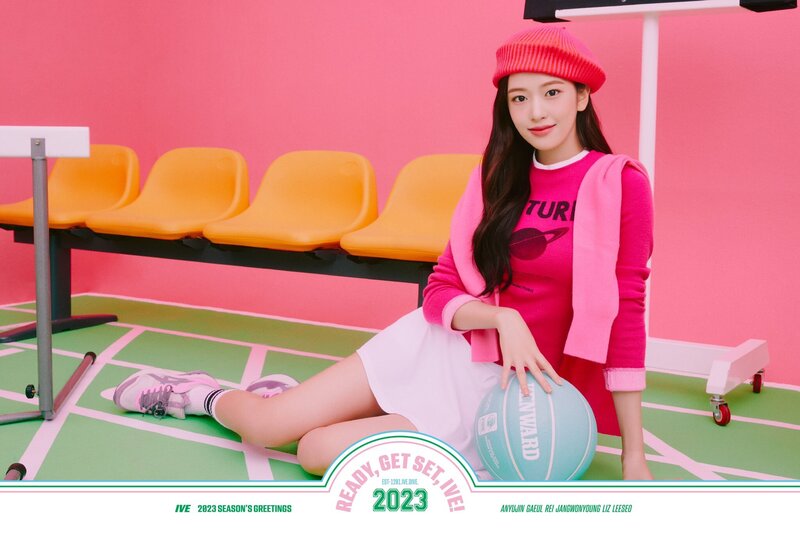 IVE - Season’s Greetings 2023 ‘READY, GET SET, IVE!’ Concept Photos documents 2