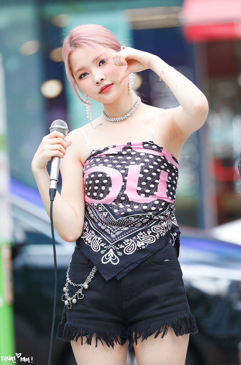 190817 Weki Meki Rina at 'WEEK END LOL' Show! Music Core Mini Fanmeeting documents 1