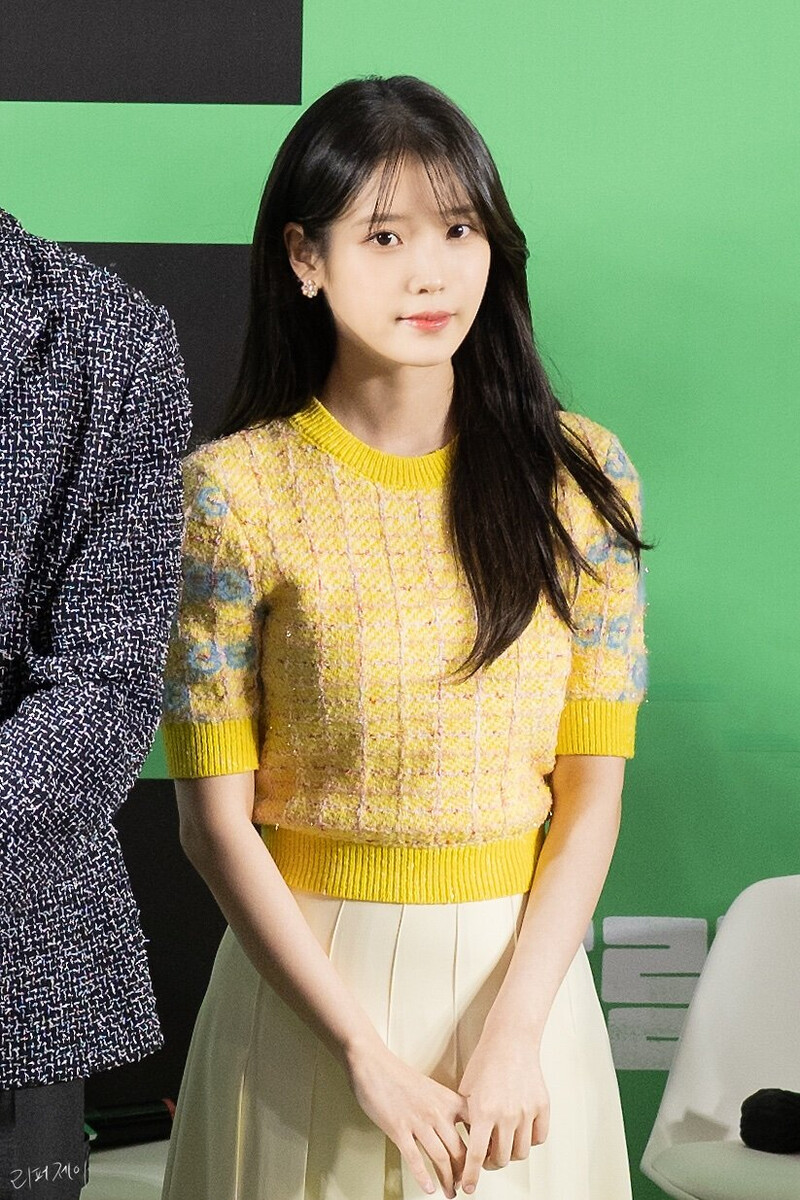 230424 IU- 'DREAM' VIP Premiere Event at Seoul documents 19